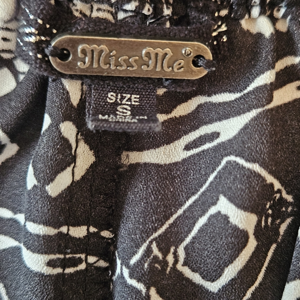 Miss Me Wide Leg Black and White Pants Sz Sm - Picture 3 of 3